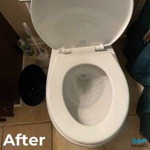 toilet-after-cleaned-by-black-owned-maid-service-in-atlanta-19
