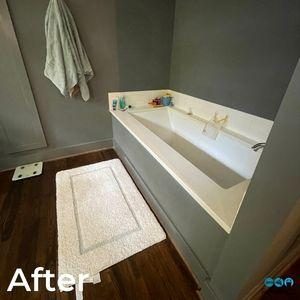 clean-bathroom-tub-after-cleaned-by-black-owned-maid-service-in-atlanta-23