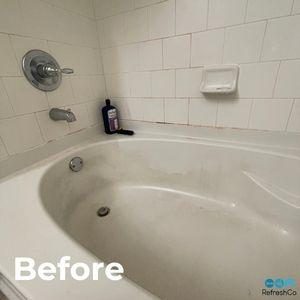 dirty-bathroom-tub-before-cleaned-by-black-owned-cleaning-services-6